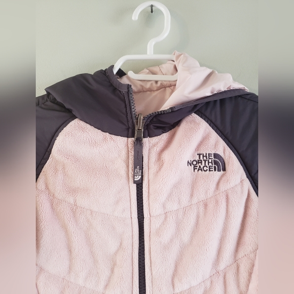 Girl's North Face Reversible Jacket 10/12 - Picture 3 of 13